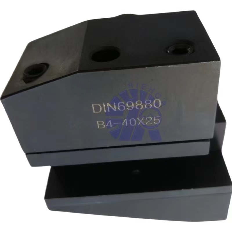 Type B4 Toolholder